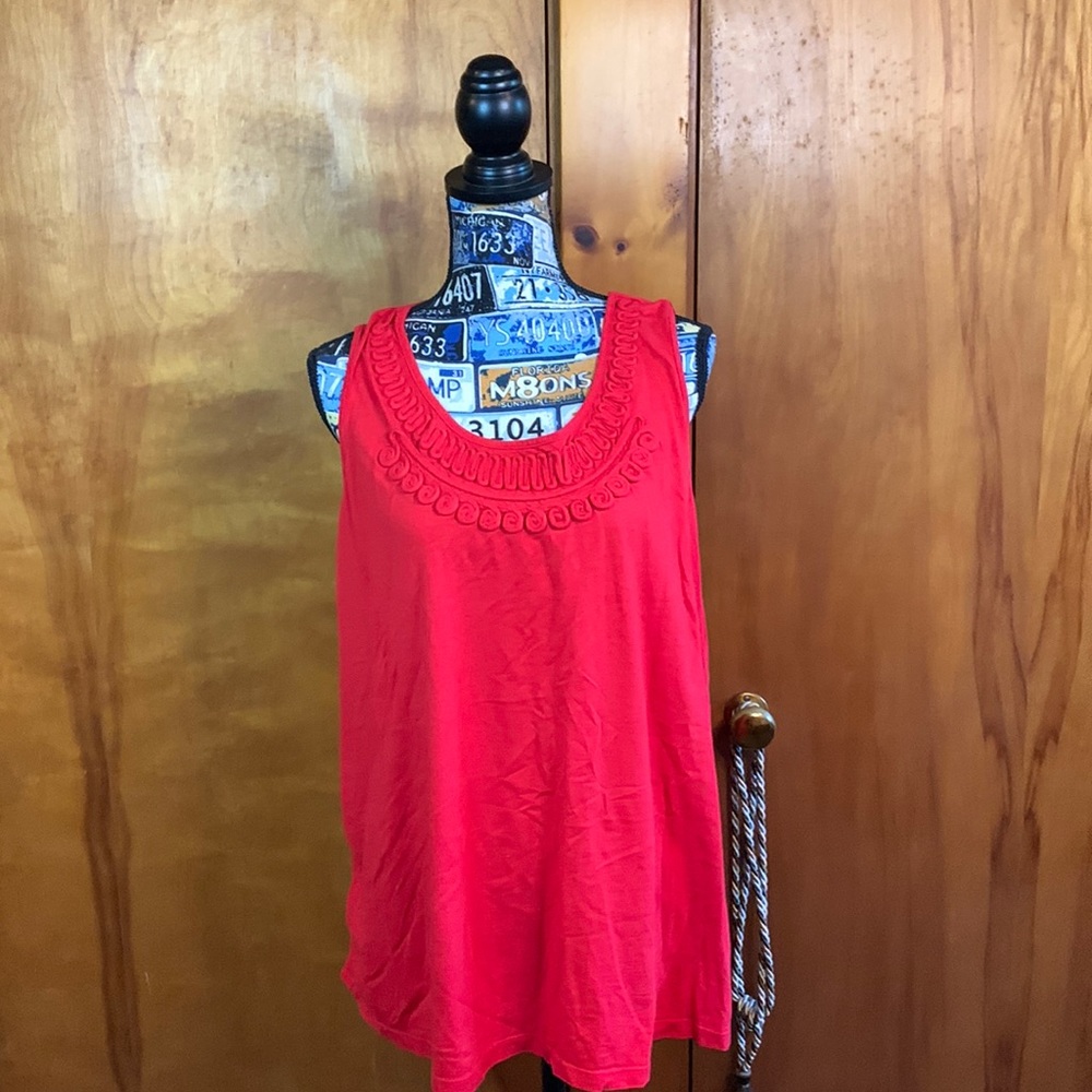 Ladies’ St. John’s Bay Tank Top. 2X.  Red. Good Condition.